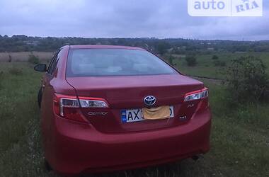 Седан Toyota Camry 2013 в Киеве