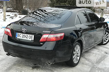 Седан Toyota Camry 2007 в Львове