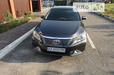 Седан Toyota Camry 2011 в Киеве