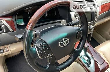 Седан Toyota Camry 2012 в 
