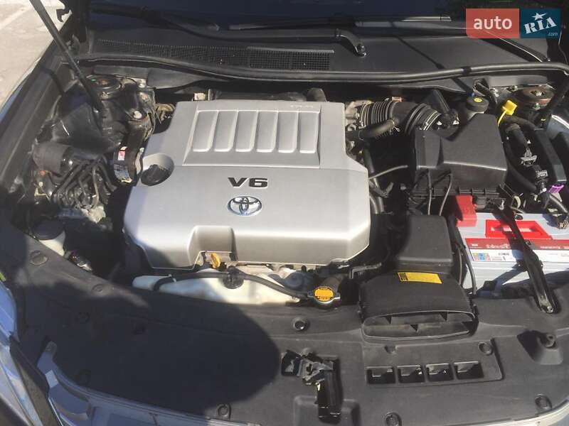 Седан Toyota Camry 2011 в Днепре