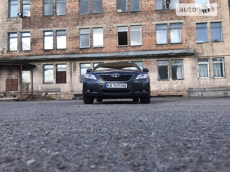 Седан Toyota Camry 2007 в Киеве