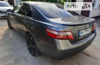 Седан Toyota Camry 2006 в Кропивницком