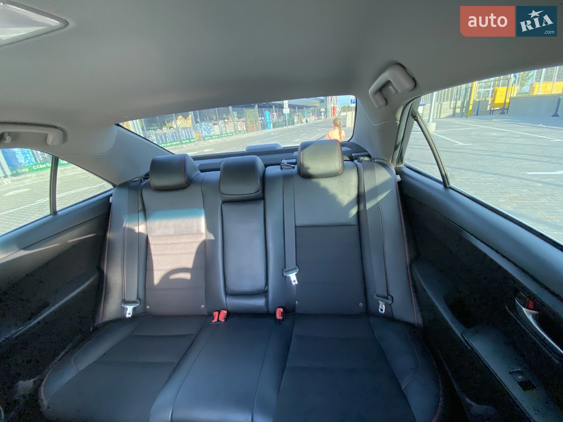 2017 Toyota Camry - мініатюра 11