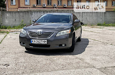 Седан Toyota Camry 2008 в Киеве