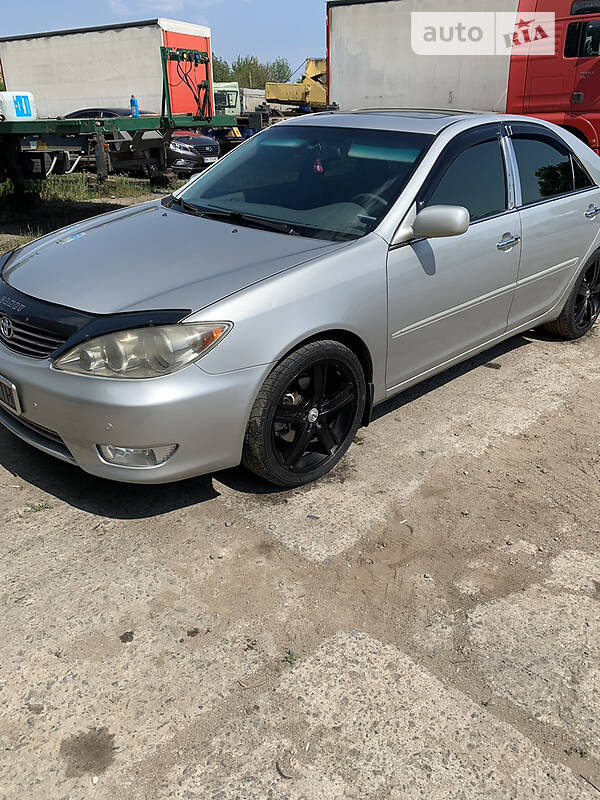 Седан Toyota Camry 2004 в Одессе