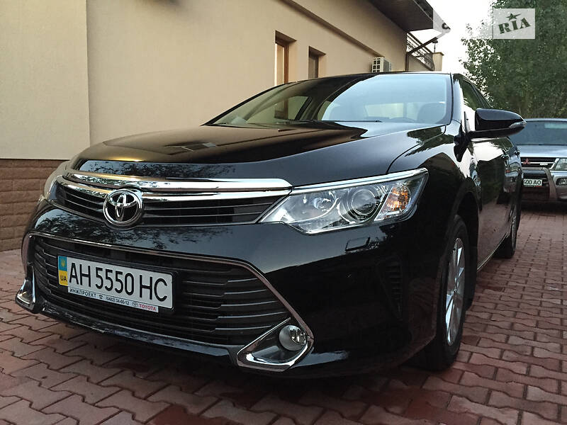 Седан Toyota Camry 2015 в Одессе