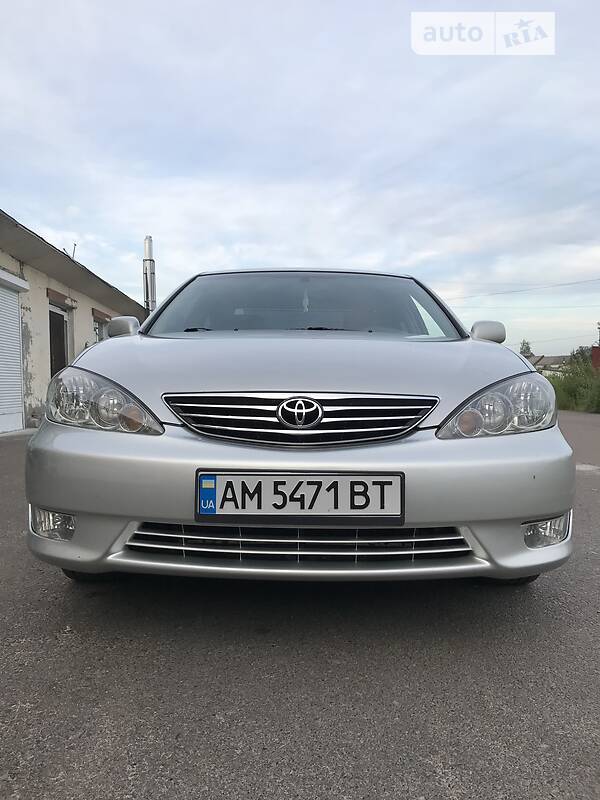 Toyota Camry XLE