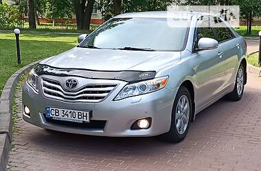 Седан Toyota Camry 2009 в Чернігові