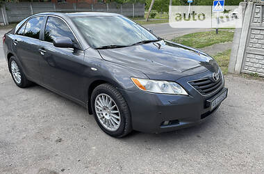 Седан Toyota Camry 2007 в Пирятине