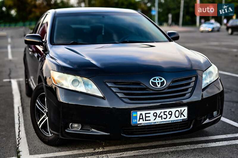 Седан Toyota Camry 2006 в Сумах