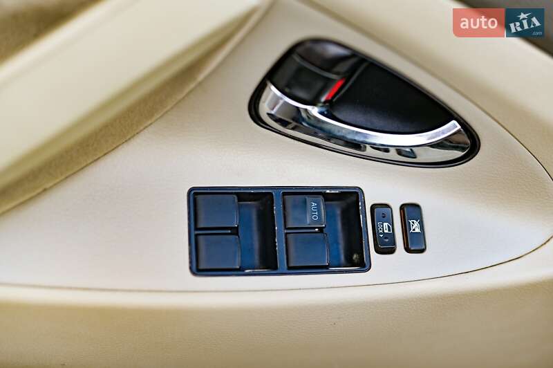 Седан Toyota Camry 2006 в Сумах
