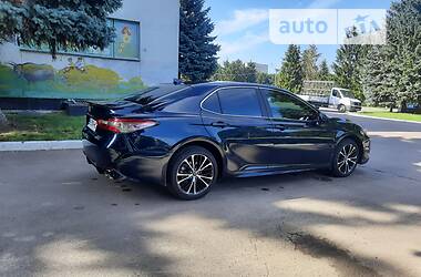 Седан Toyota Camry 2019 в 
