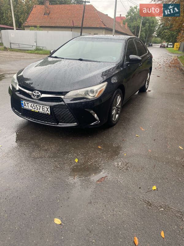 Toyota Camry 2015