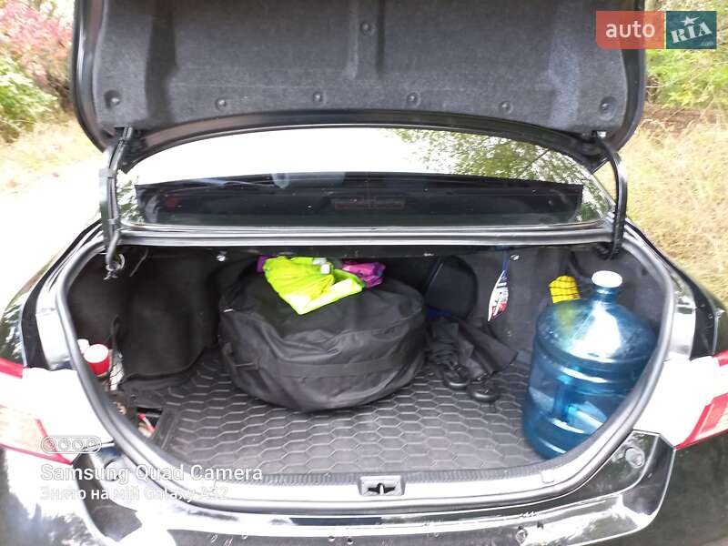 Седан Toyota Camry 2009 в Коростені