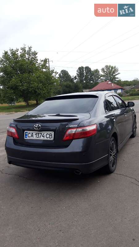 Седан Toyota Camry 2007 в Жашківу