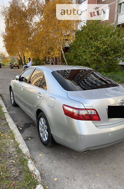 Седан Toyota Camry 2007 в Змиеве