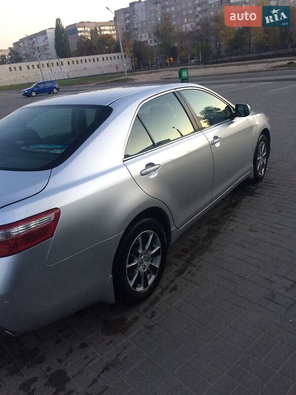 Седан Toyota Camry 2007 в Черкасах