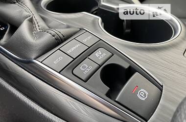 Седан Toyota Camry 2021 в 