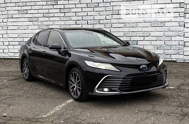 Седан Toyota Camry 2021 в 