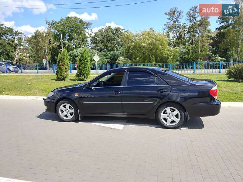 Седан Toyota Camry 2005 в Броварах