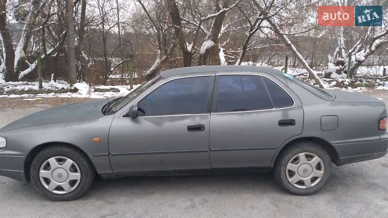Седан Toyota Camry 1995 в Житомире