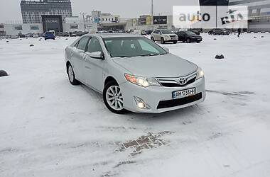 Седан Toyota Camry 2014 в Житомире