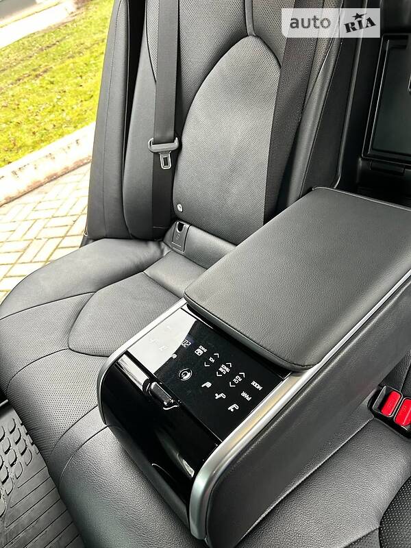 Седан Toyota Camry 2021 в Каменском