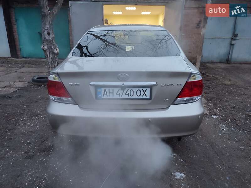 Седан Toyota Camry 2004 в Слов'янську