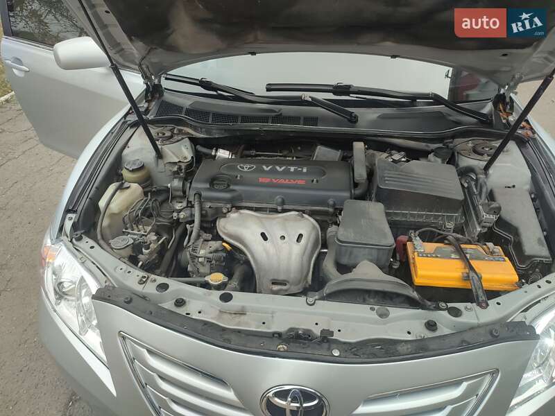 Седан Toyota Camry 2006 в Первомайске