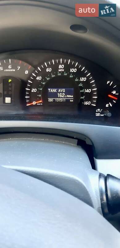 Седан Toyota Camry 2006 в Днепре