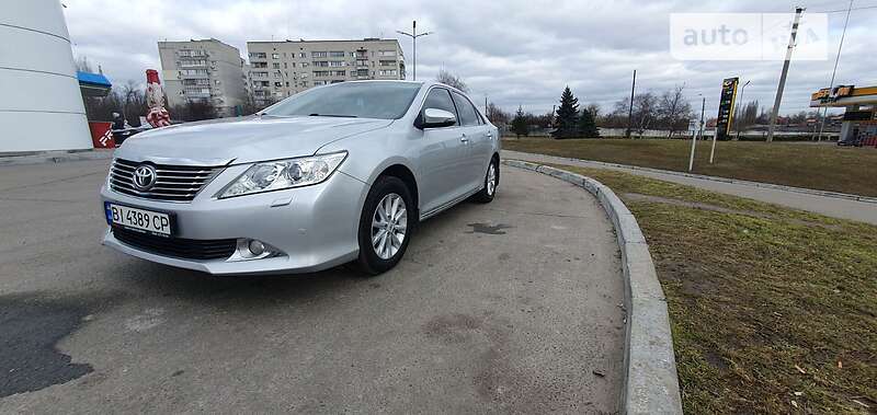 Седан Toyota Camry 2012 в 