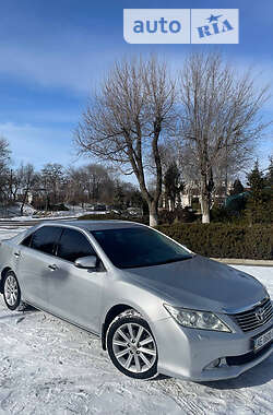 Седан Toyota Camry 2011 в Павлограді