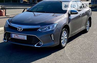 Седан Toyota Camry 2014 в 