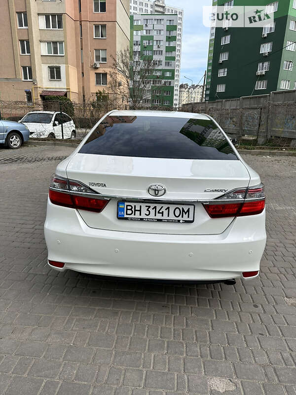 Седан Toyota Camry 2015 в Одесі