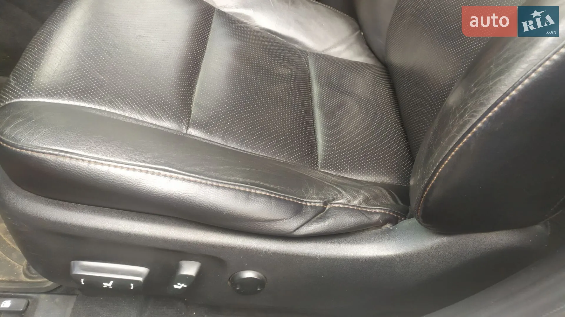 2011 Toyota Camry - мініатюра 10