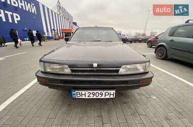 Седан Toyota Camry 1990 в Одесі