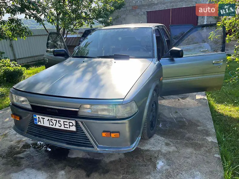 Toyota Camry 1987