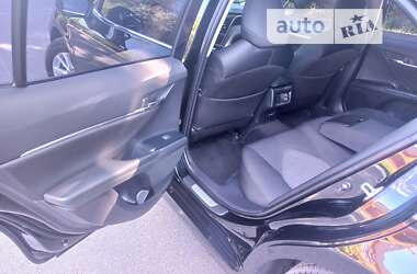 Седан Toyota Camry 2018 в 