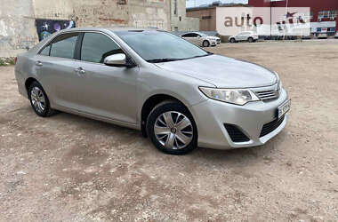 Седан Toyota Camry 2012 в 