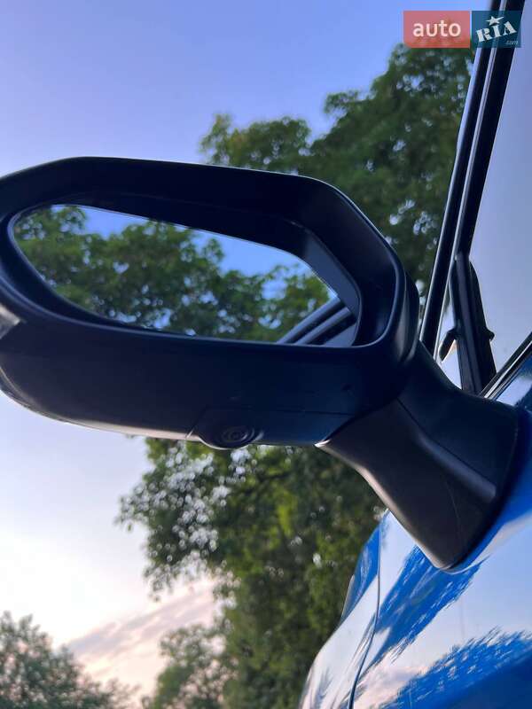 Седан Toyota Camry 2018 в Черкасах