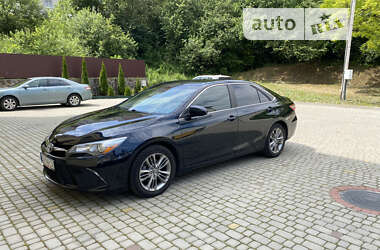 Седан Toyota Camry 2015 в 