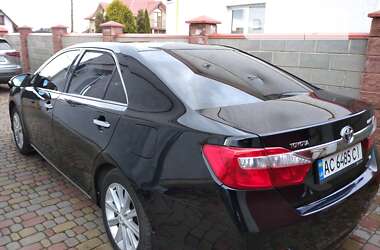 Седан Toyota Camry 2012 в Луцьку