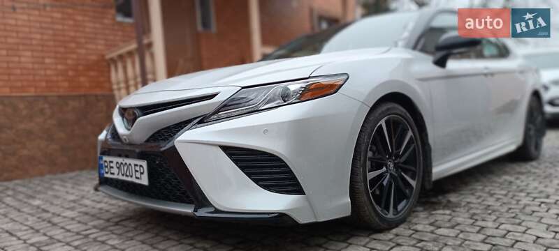 Седан Toyota Camry 2019 в Первомайске