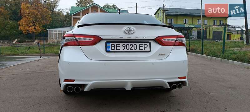 Седан Toyota Camry 2019 в Первомайске