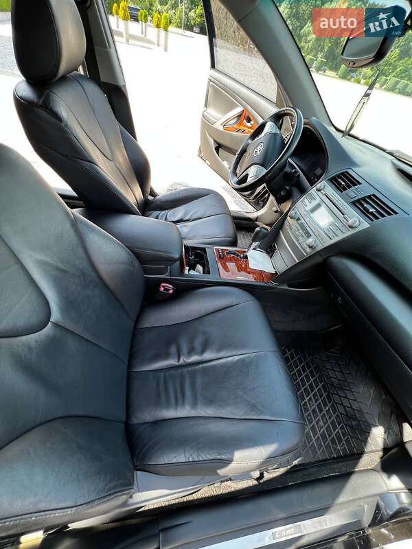 Седан Toyota Camry 2008 в Каменском фото 27 Седан Toyota Camry 2008 в Каменском