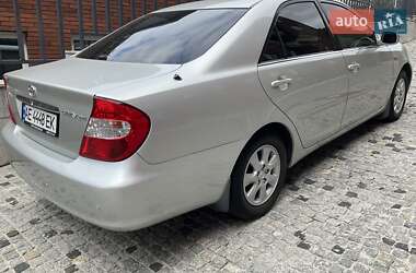 Седан Toyota Camry 2004 в Дніпрі