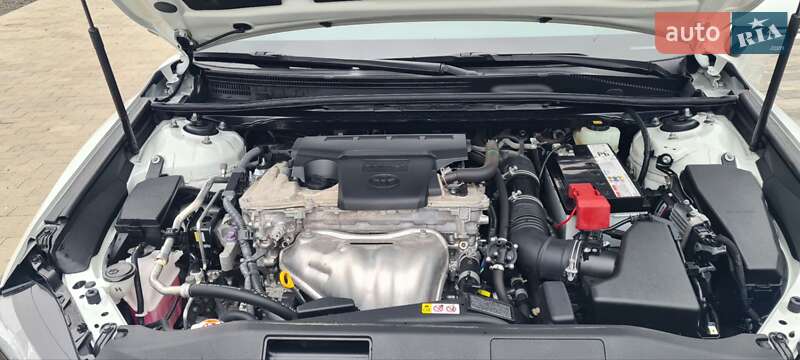 Седан Toyota Camry 2020 в Луцьку