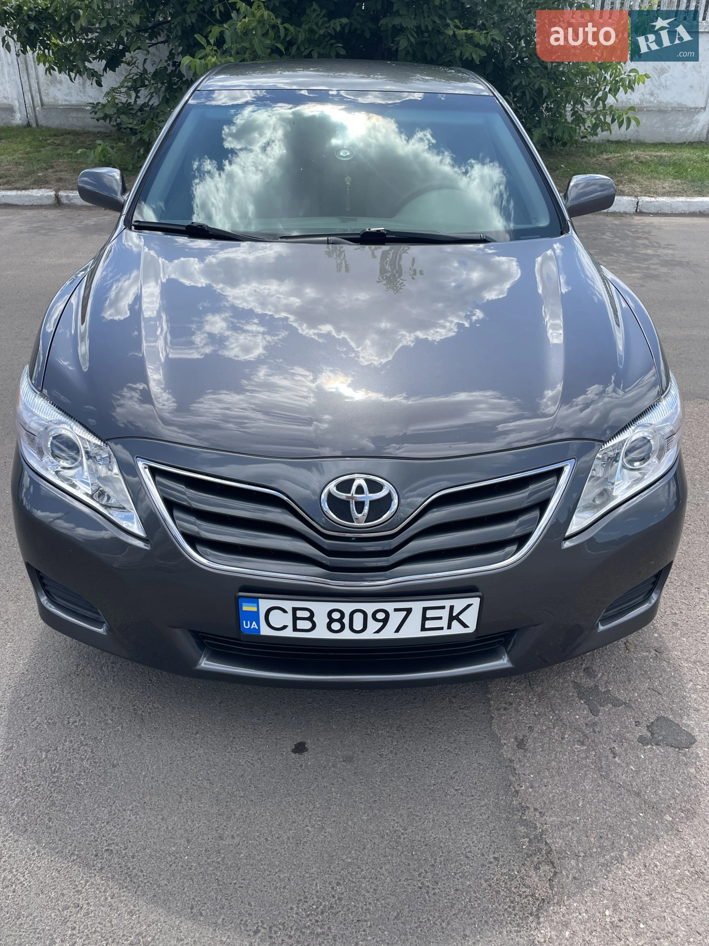 2011 Toyota Camry - фото 1