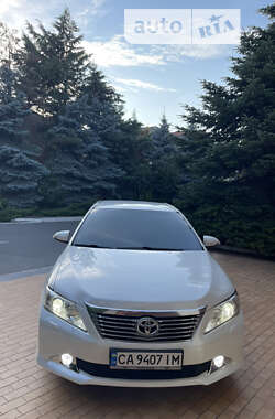 Седан Toyota Camry 2012 в 